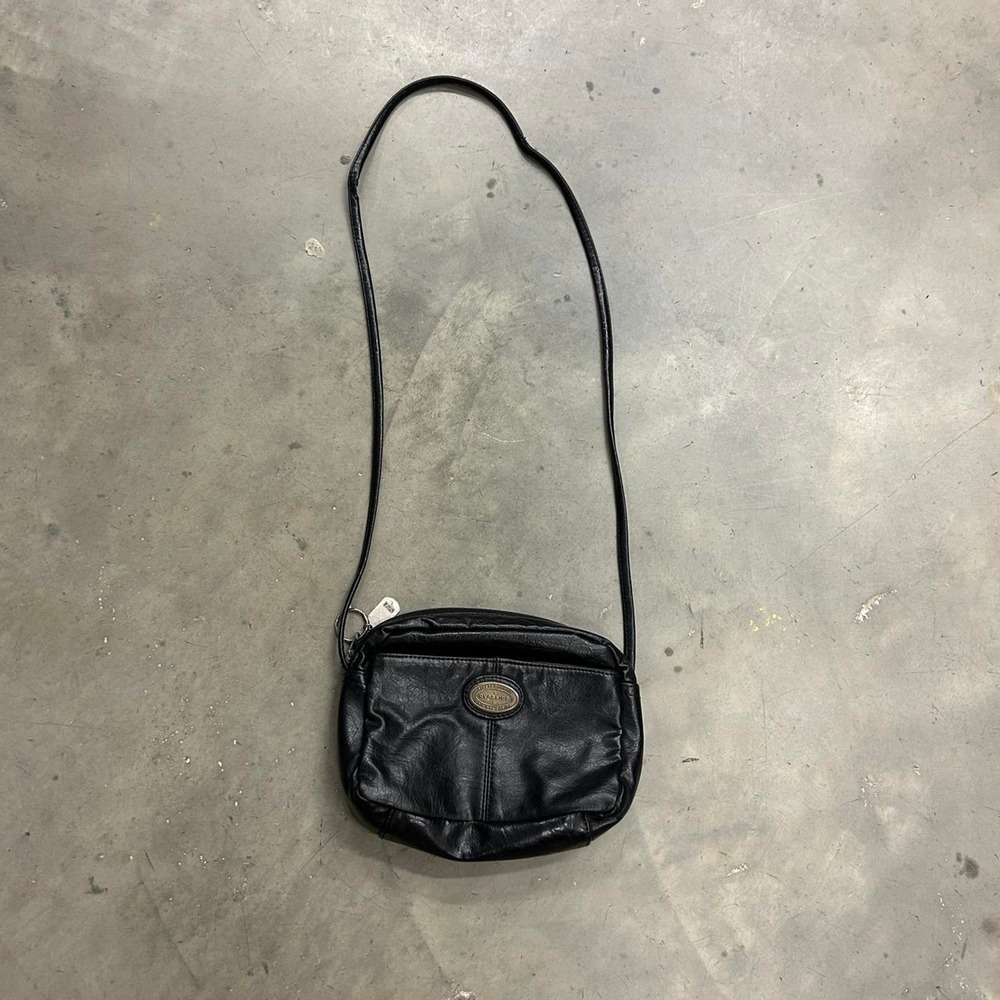 Vintage Classics Original Basics Black 10x7 Crossbody Purse